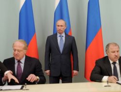 Rosneft Ve Eni’den 125 Milyar Dolarlık Anlaşma, Karadeniz’de Petrol Arayacaklar