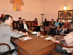 Bursa’da Okuyan Yabancı Uyruklu Öğrencilerden Dündar’a Ziyaret