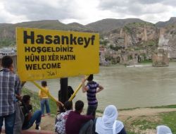 Hasankeyf'e Turist Akını Başladı
