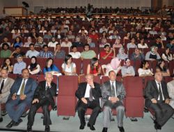 "Evrim Tartışmalarının Asıl Noktası Bir Yaratıcının Kabulü Veya Reddidir"