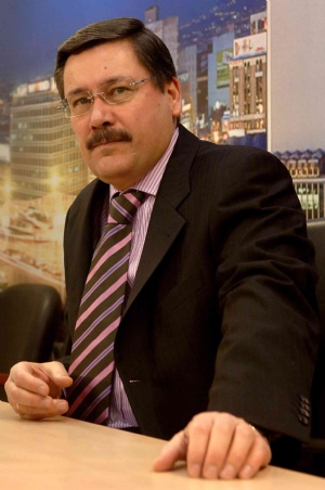 Gökçek: Batı Çalışma Grubu 80 bin oyumu yedi