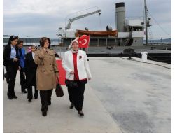 Hayrünnisa Gül, Nusret Mayın Gemisi'ni Gezdi