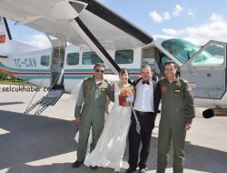 Havacılık Tutkunu Gençlerin Nikahı Gökyüzünde Kıyıldı