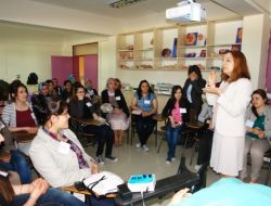 Amasya Sağlık Yüksekokulu Ebe Adaylarına ‘stressizlik Testi’ Eğitimi Verdi