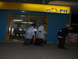 Ptt Şubesi, Silahlı ve Kar Maskeli Kişi Tarafından Soyuldu!
