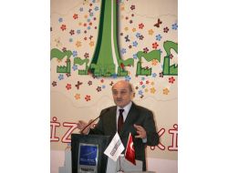 Bakan Bayraktar: Çevreyi Kirletme Konusunda Avrupa Bize Haksızlık Yapıyor