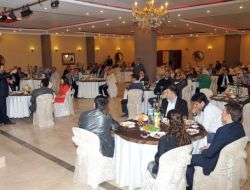 Başkan Demirel Esnafla Buluştu