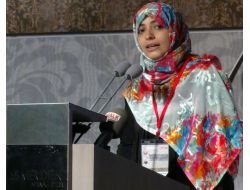 Nobel Ödüllü Karman: Başötülü Kadınlar Da Meclise Girebilmeli