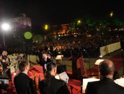 Kent Orkestrasından Müzikaller Konseri