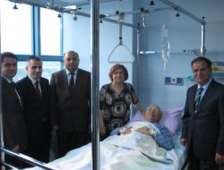 Vali Tapsız’dan Vefa Örneği