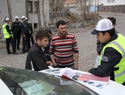 Polisin Egzoz Kontrolü, Araç Sahiplerini Rahatsız Etti