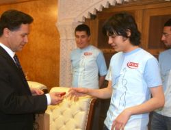 Mardin Valisi, Ygs Birincilerini Ödüllendirdi