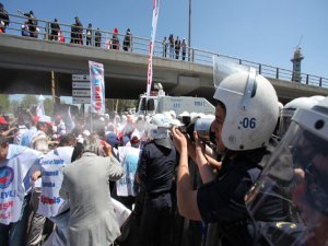 Sıhhiye'de Polis Müdahalesi