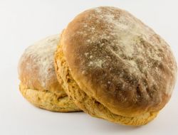 Besaş 1 Liraya Köy Ekmeği Satıyor