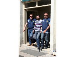 1 Mayıs'ta Terör Örgütü Pankartı Asan Zanlı Gözaltına Alındı