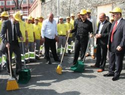 Eyüp Sultan’da Bahar Temizliği