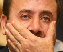 AKMAN'A BÜYÜK TAKİP