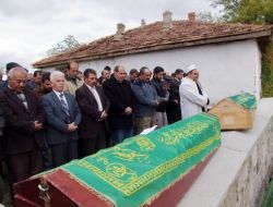 Şizofren Kardeşin Öldürdüğü Ağabeyler Toprağa Verildi