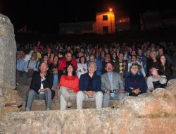 ZÜLFÜ LİVANELİ FETHİYELİ OLDU!