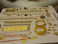 Çalıştığı Evi Soyan Kadın Havalimanında Yakalandı