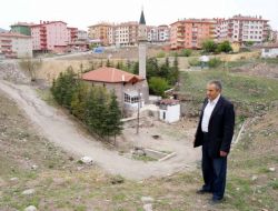 Tarihi Caminin Çevresi Toprak Dolguyla Kaplandı