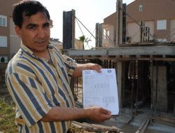 Demirin Çürük Çıktığını Öğrenen Doktor, Bina İnşaatını Durdurdu