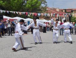 33 Ülkenin Öğrencileri, Yunus Emre’nin Diliyle Ülkelerini Tanıttı