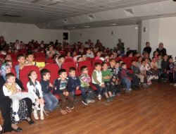 Oflu Minikler Masal Kahramanlarıyla Hem Öğrendi Hem Eğlendi