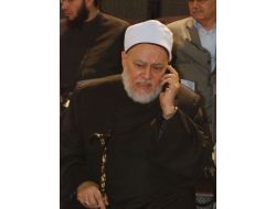 Mısır Müftüsü Cuma: İslam Fakirliği Zekat İle Çözdü