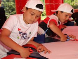 Organ Nakil Hastası Çocukların Uçurtma Keyfi