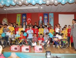 Ahi Koleji, Matematik Olimpiyatlarında 6'ncı Oldu