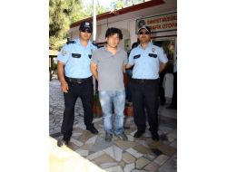 İzmir'de 55 Kilogram Esrar Ele Geçirildi