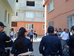 Belediye Ekipleri Kaçak İnşaatı Yıktı