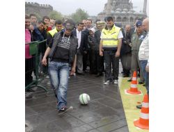 Sarhoş Gözlüğü Bile Alkolün Olumsuz Etkisini Anlatmaya Yetti