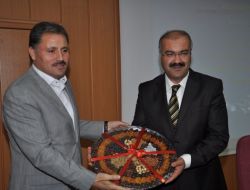 'Hz. Peygamber Her Yönüyle Mükemmel Bir Aile Ferdi Olarak Yaşadı'