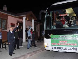 Başkan Yaşar İnönü Mahallesi Sakinlerini Çanakkale'ye Uğurladı