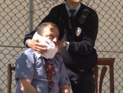 Kavga Ettiği Ortağının Kulağını Kesti