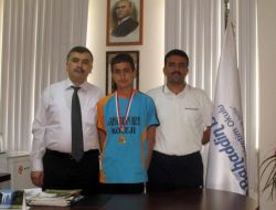 Bahaddin Bey Koleji Yüzmede Diyarbakır Birincisi Oldu