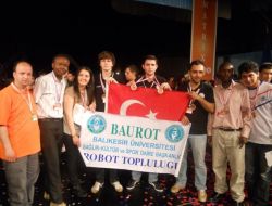Balıkesir Üniversitesi'nin Robotu Dünya Üçüncüsü Oldu