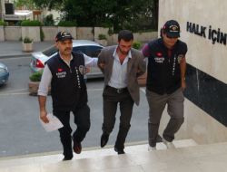 Adliye Önünde 3 Kişiyi Vuran Zanlı Emniyette