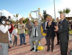Kumluca'da M. Akif Ersoy Parkı Hizmete Açıldı