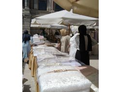 Hayırsever Kadınlar, Öğrenciler İçin Buluştu