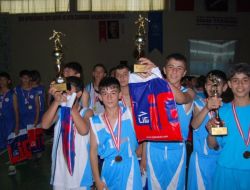 Sokak Yıldızları, Ödüllendirildi