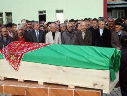 Kemal Kılıçdaroğlu'nun Annesi Tunceli'de Toprağa Verildi