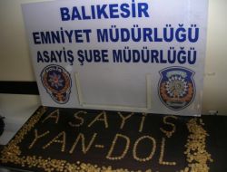 Sahte Kimlikle Sahte Altın Satmaya Çalıştılar