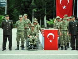 Engellilerin Bir Günlük 'Temsili Askerlik' Heyecanı