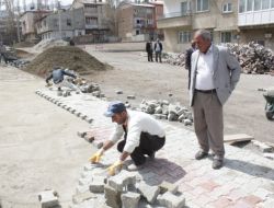 Palandöken Belediyesi, Yol Ve Kaldırım Yenileme Çalışmalarına Başladı