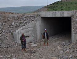 Balıkesir'de Soba Borusu İçinde Gizlenmiş Dolu Lav Silahı Bulundu (2)