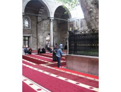 Eyüp Sultan'da 'Halı' Sürprizi