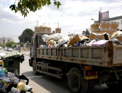 Lefkoşa'da Toplanmayan Çöpler, Hastalıklara Davetiye Çıkarıyor